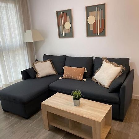 Rincón de la Victoria Lovely Beach Apartment מראה חיצוני תמונה