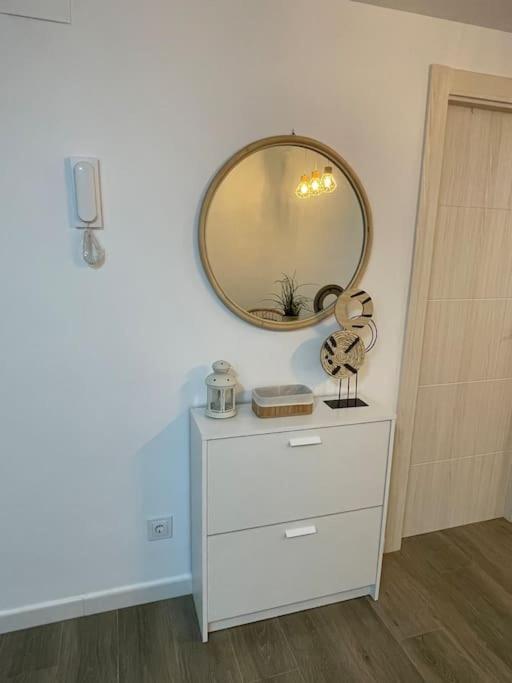Rincón de la Victoria Lovely Beach Apartment מראה חיצוני תמונה