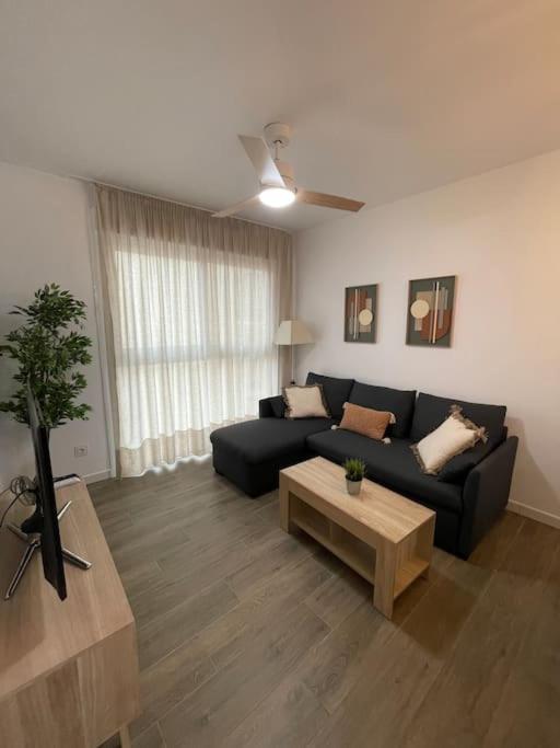 Rincón de la Victoria Lovely Beach Apartment מראה חיצוני תמונה